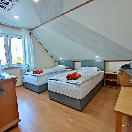 Mones Monteur- Und 公寓 Klotze