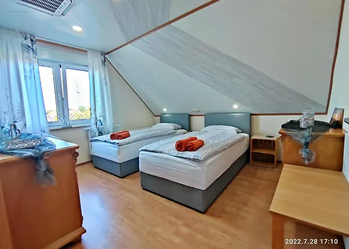 Mones Monteur- Und Apartmán Klotze